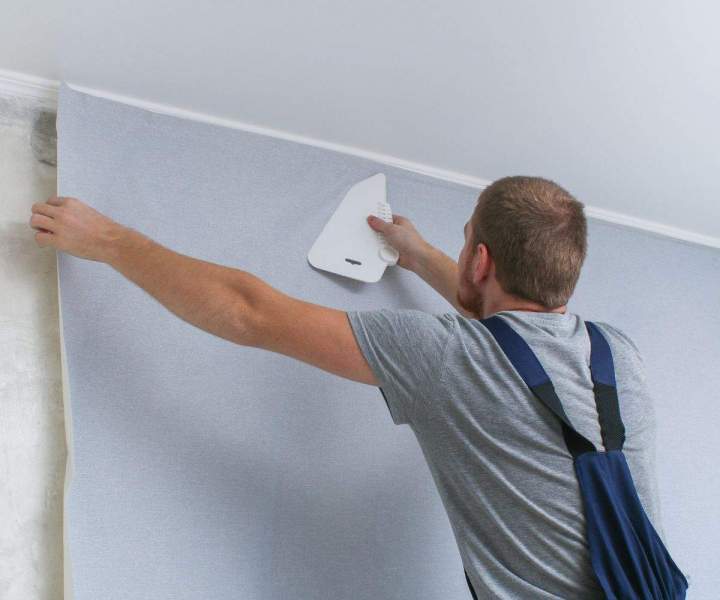 Habillage mural personnalisé et esthétique.